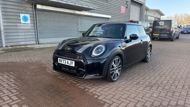 MINI Hatchback 2.0 Cooper S Exclusive Premium Plus 3dr Auto Petrol Hatchback